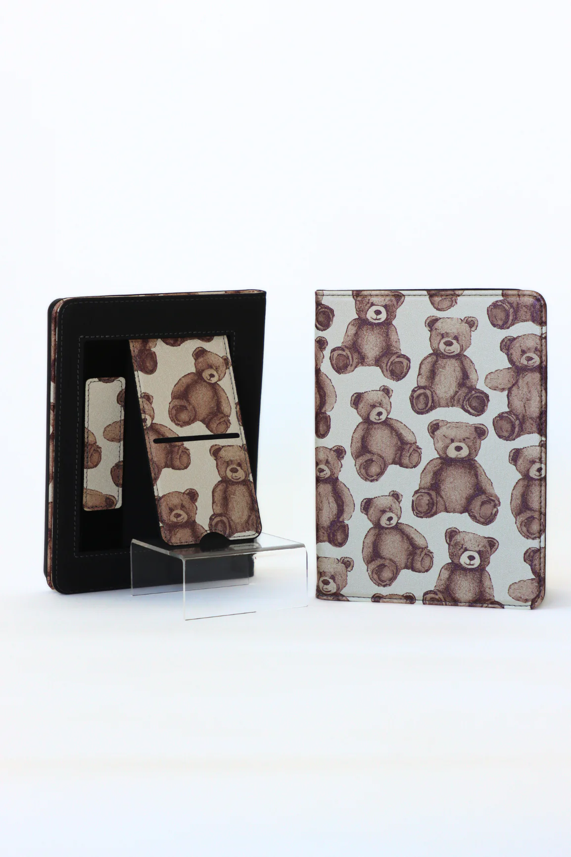 Bear Hug Kindle Case - Image 2