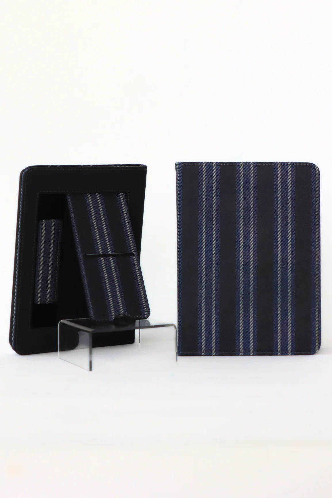 First Chapter Kindle Case - Image 2
