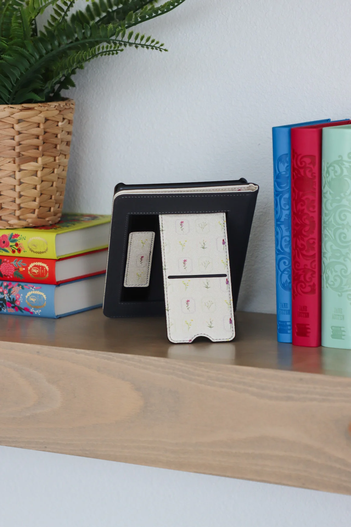 Flower Shops Kindle Case - Image 7