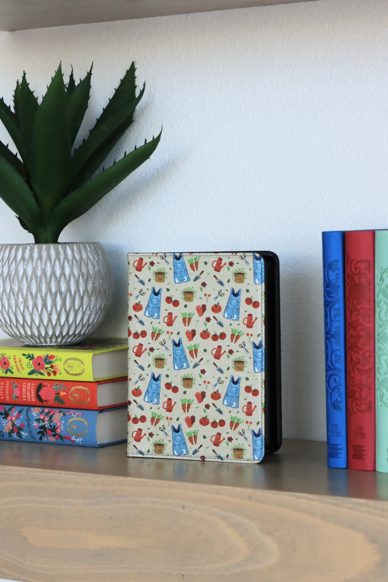 Fresh Picks Kindle Case - Image 7