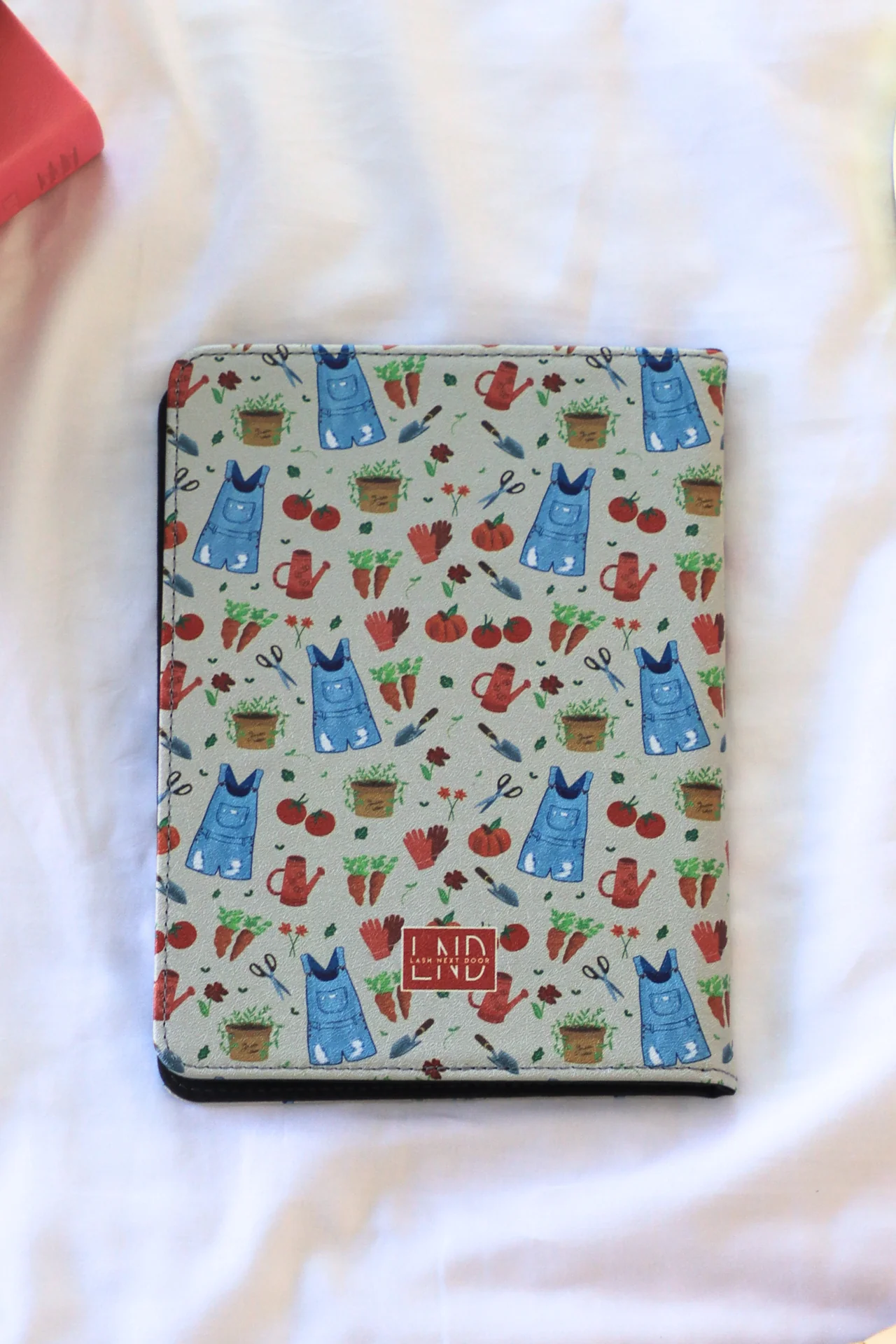 Fresh Picks Kindle Case - Image 8