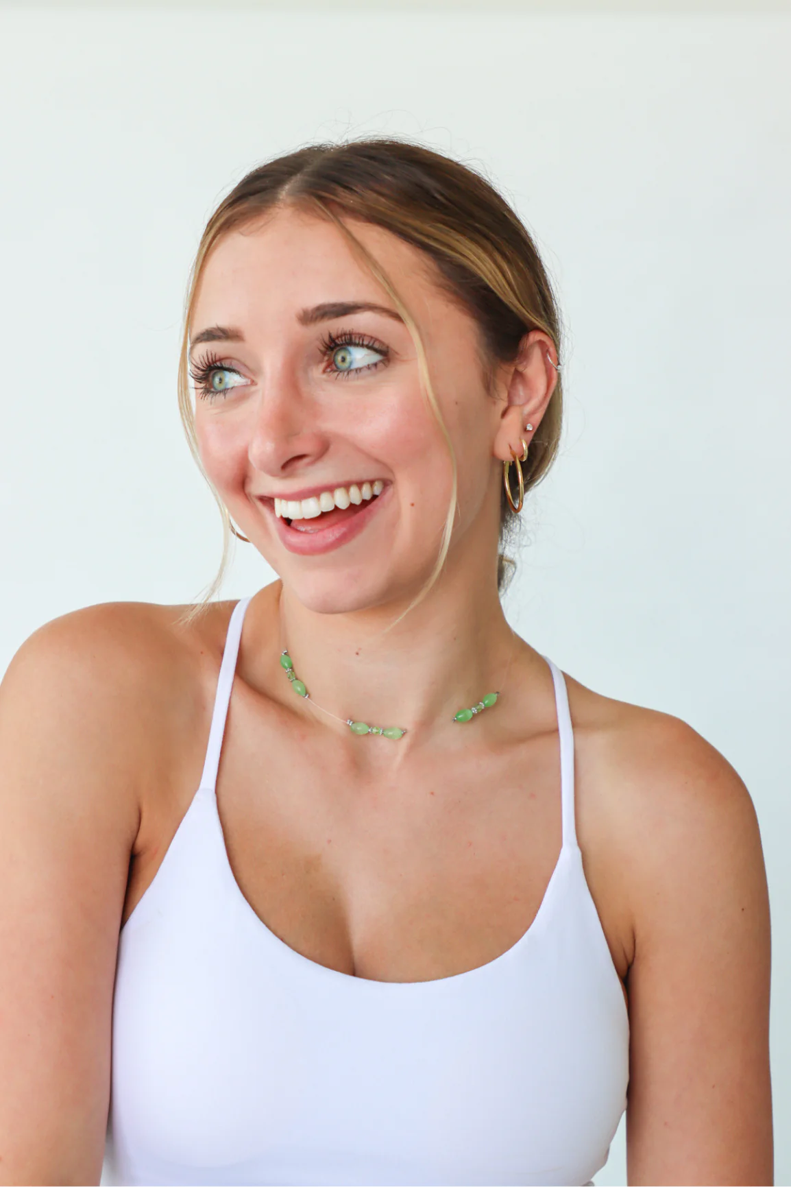 Girl In Green Choker Necklace - Image 3
