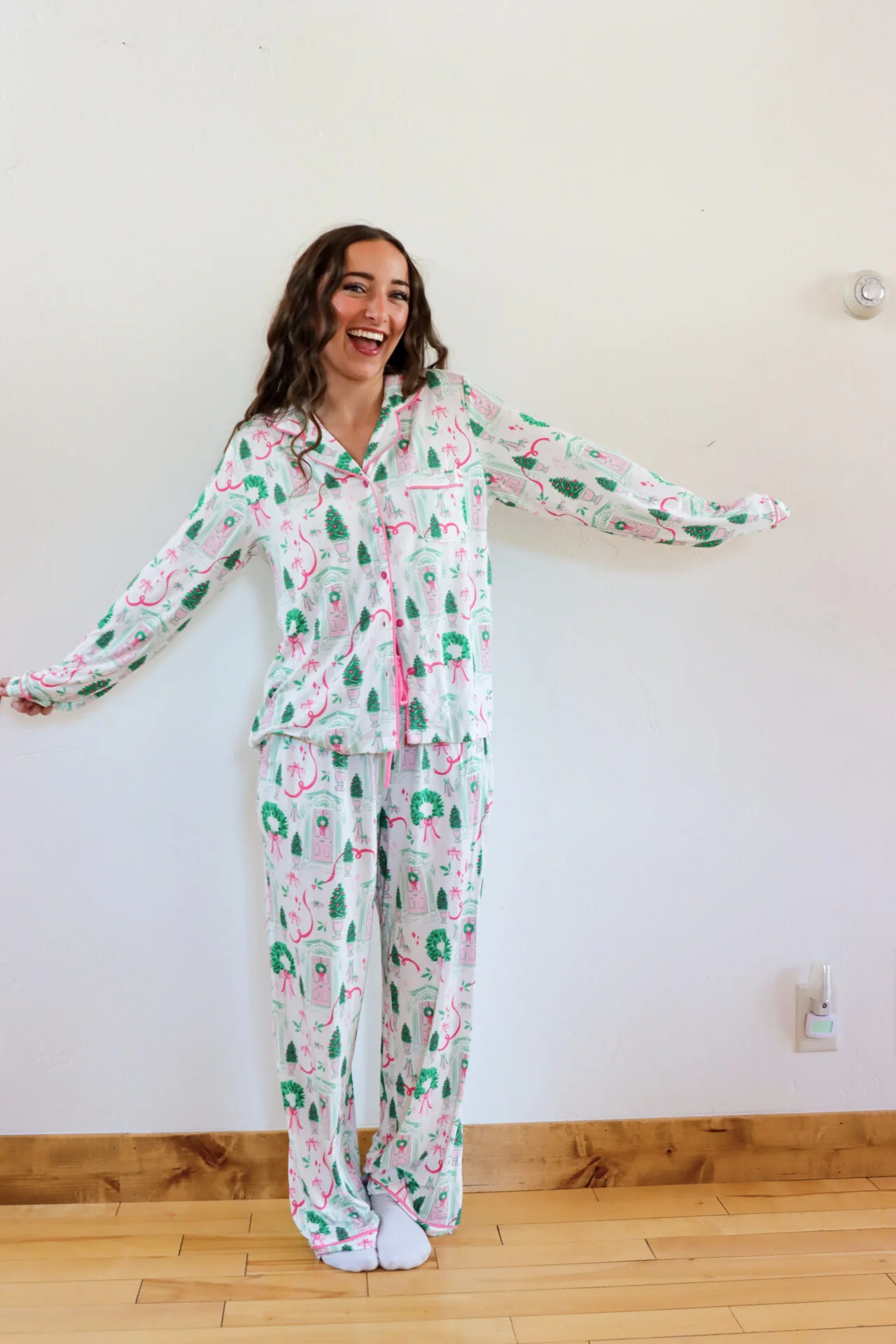 Hang The Wreath Pajama Set - Image 5