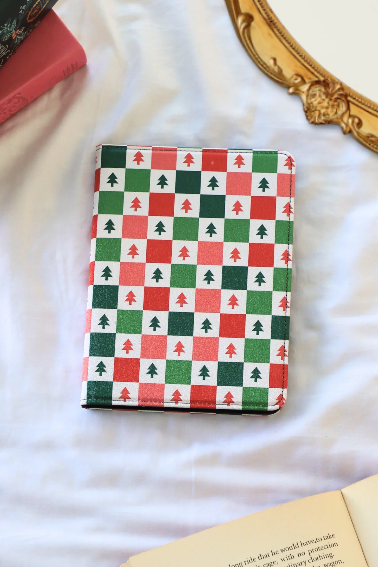 Home For The Holidays Kindle Case