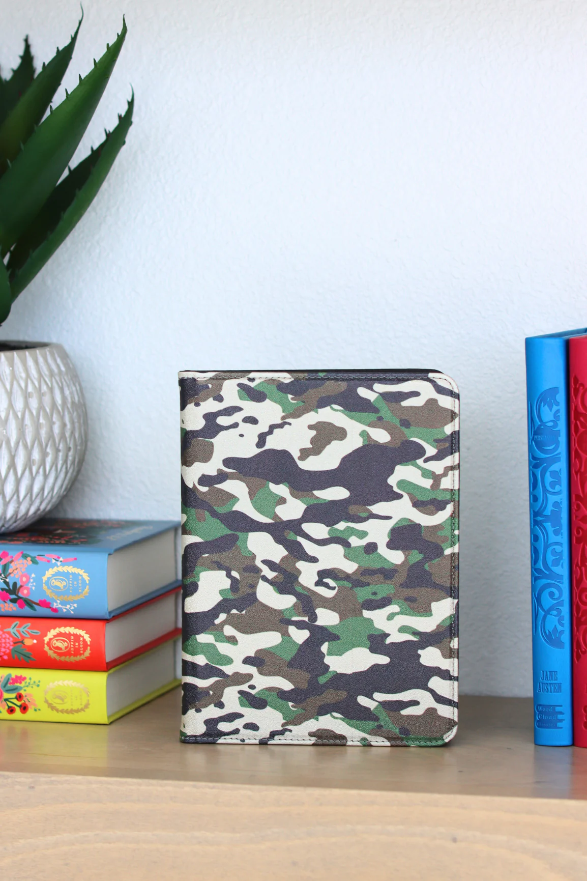 Incognito Kindle Case - Image 7