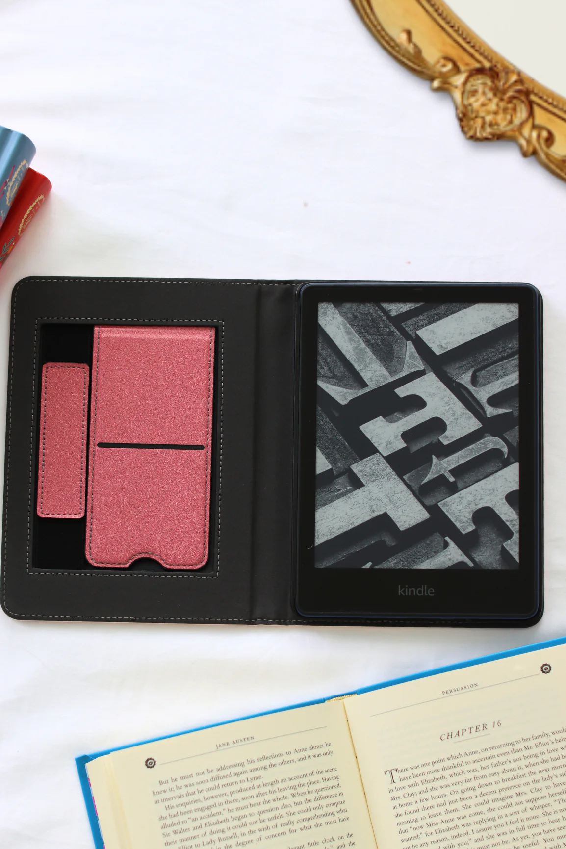 Petal Me Pretty Kindle Case - Image 3