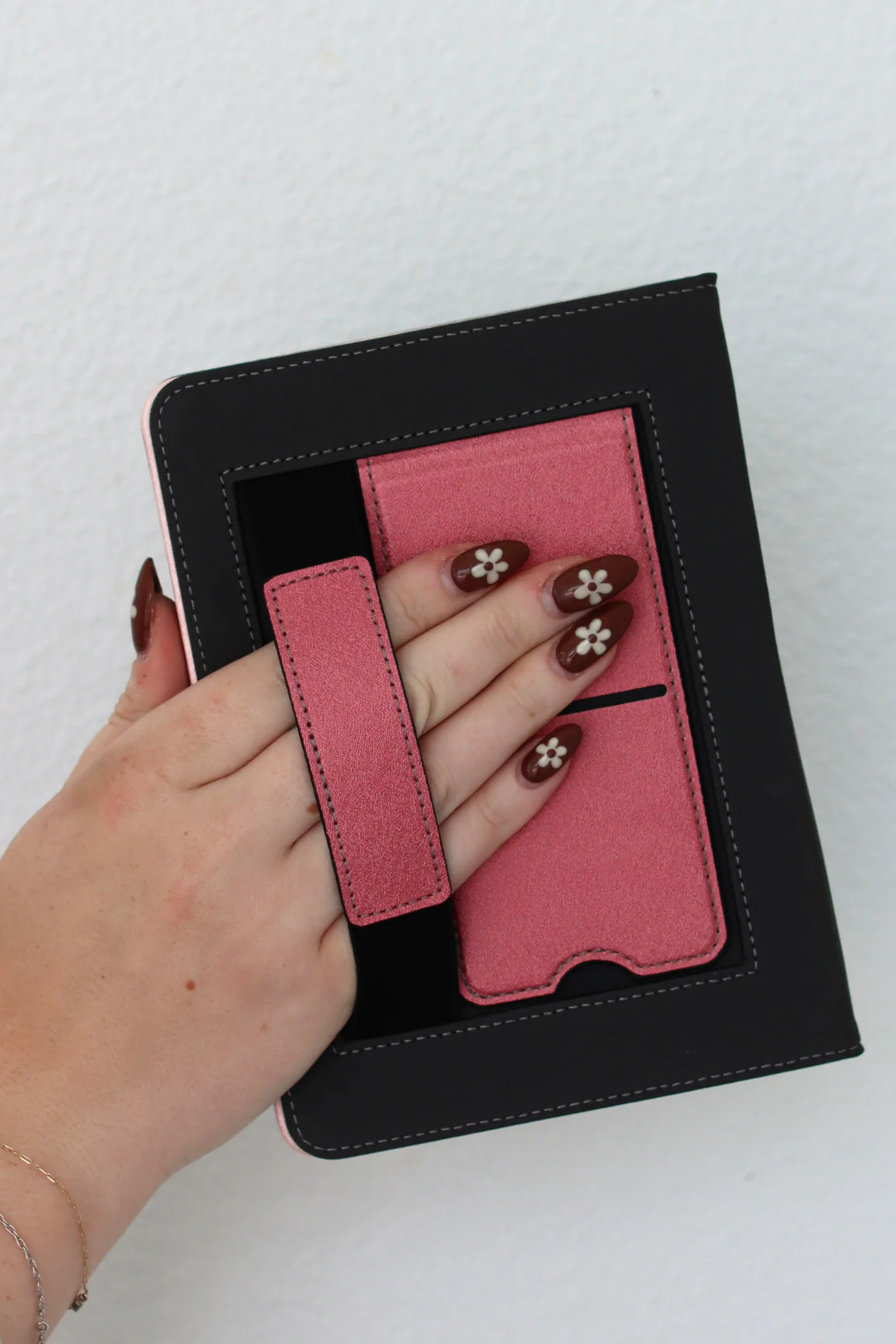 Petal Me Pretty Kindle Case - Image 8