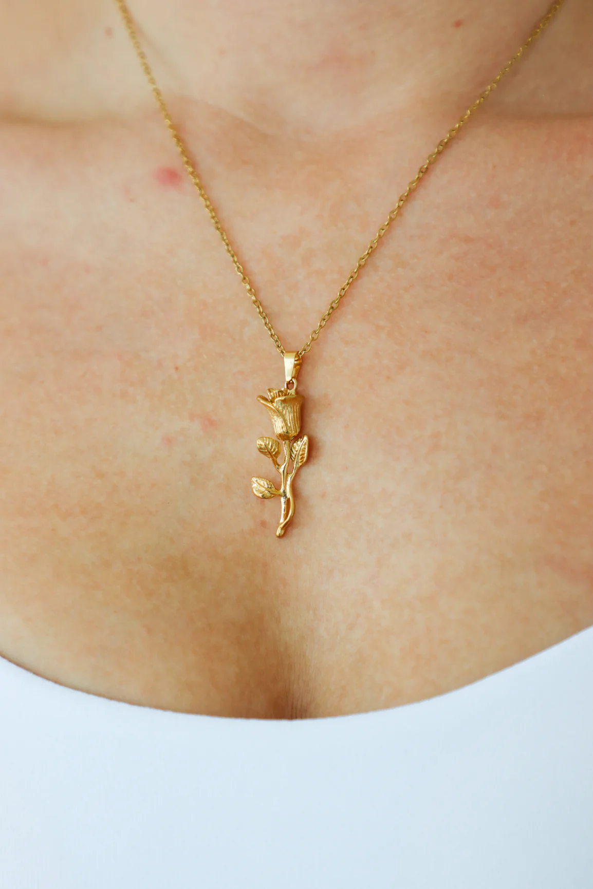 Roses Are Red Necklace - Image 2
