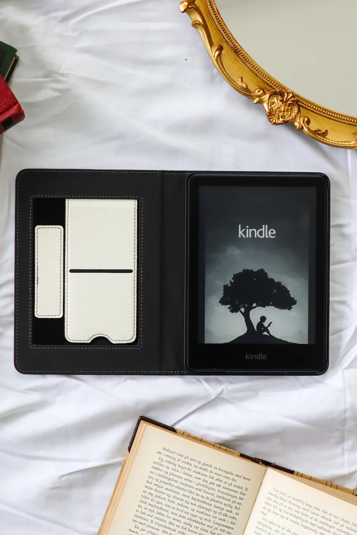 Storybook Kindle Case - Image 3